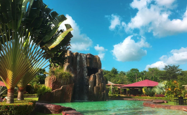 HOTEL-ARA-MERU-LODGE-2.png